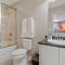 4Bd Sleeps 9 w Jacuzzi Close to Disney @ Compass Bay 5113C - 基西米