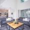 Gorgeous 5 Bd Single Family Close to Disney @ Storey Lake Resort 2734