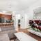 Luxurious 2BR 2BATH Condo Steps from Square One - 米西索加
