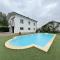 Pool-view holiday home in Toulouse - Boussens