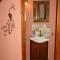 Riza Stone Cottage, romantic house, pet friendly