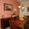 Riza Stone Cottage, romantic house, pet friendly