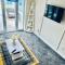 Spacious 3BR Home in Colchester, with Private Parking - Colchester