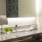 Renaissance Meadowlands Hotel