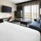 Courtyard by Marriott Fresno Clovis