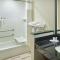 Fairfield Inn & Suites by Marriott Jackson