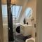 Charming house for 11 persons in Odense with Luxury Rooftop Deck & Free Parking - 欧登塞