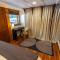 Modern A Frame in Breck with Spa, Sauna, Views - 布雷肯里奇
