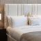 Modern 1-Bedroom Apartment with Stunning Burj Khalifa and city Views