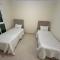 2 Slaapkamer Appartement - Al Azifat