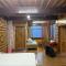 The Heritage, Sarahan