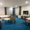 Central Hotel, Fitness and Spa