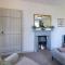 Pear Cottage - Priorwood Garden