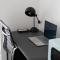 Waterview apartments with ultra fast wifi close to Excel and O2, corporates and contractors welcome - Лондон