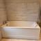 Pet-Friendly - 2 Bedrooms Bungalow hot tub parking