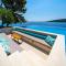 Seafront Villa Serenita