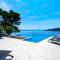 Seafront Villa Serenita