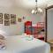 Spacious villa with mountain view and pool in Baza