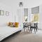 Spacious Family Apartment, Sleeps 6, FREE Secure Parking, Near Beach