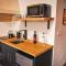 Stylish Cabin with River Views ArtBliss II - Stevenson