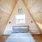 Stylish Cabin with River Views ArtBliss II - Stevenson