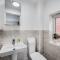 Detached House in Brooklands - Prime Location - Driveway Parking, Self-Check-In, Fast WiFi and Smart TV by Yoko Property - 米尔顿凯恩斯