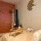 Idéal Couple & Famille - HYPER CENTRE - TRAM - WIFI - PARKING Possible - GARE - leRelaisdOdile24 - 瓦朗西纳