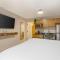 The Kennedy Tucson, SureStay Collection by Best Western - Tucson