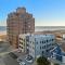 Escape to Raleigh Ave 3 Steps from the Beach