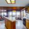 Ocean view home with Fireplace Hot Tub Deck