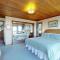 Ocean view home with Fireplace Hot Tub Deck