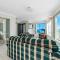 Bayview Towers 6, 15 Victoria Pde - stunning water views