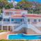 Villa Sol B - Breathtaking Sea Views and large shared pool