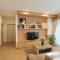23 Degree Condominium R76