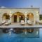 Elegant Villa with Pool & Views - Áptera