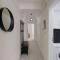 A minimal fully renovated 1Br Apartment Nikaia - Pireusz