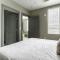 Landing at The Nine at Memphis - 4 Bedrooms in University - Memphis