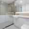 The Skyline - 68F Luxury Sky Home 2bed 1bath opposite Southern Cross Station within Free Tram Zone