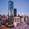 The Skyline - 68F Luxury Sky Home 2bed 1bath opposite Southern Cross Station within Free Tram Zone