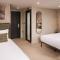 Central Park Hotel