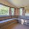 The Pollywiggle, Waxham, nr Sea Palling, Dog friendly, Private path to the beach