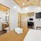 Block of 7 Lodges at Eden Reserve - For Groups - Williamstown