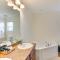 26 Mi to Bridger Bowl Ski Home with Fenced Yard! - بلغراد