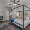 Boho Retreat! Home away from Home! Tv in Each Room
