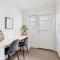 Apartment 8A on Lake Terrace - Mount Gambier
