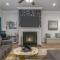 Modern Regional Art Gallery Home - Spacious & New! Tv in each room