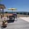 Entire Poolside Accommodation - Blenheim