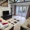 Homely 4-BR house with Free Parking and WIFI - Bristol