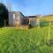 Shepherds Hut-1 Bed-Hot Tub -views