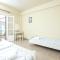 The Mayflower Studios & Apartments